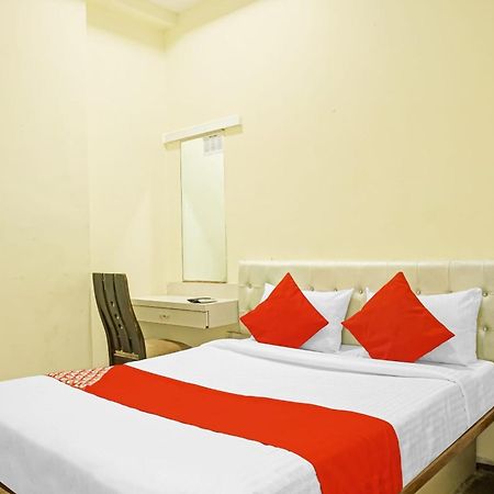 Hotel O 24K Inn Mundhva Εξωτερικό φωτογραφία